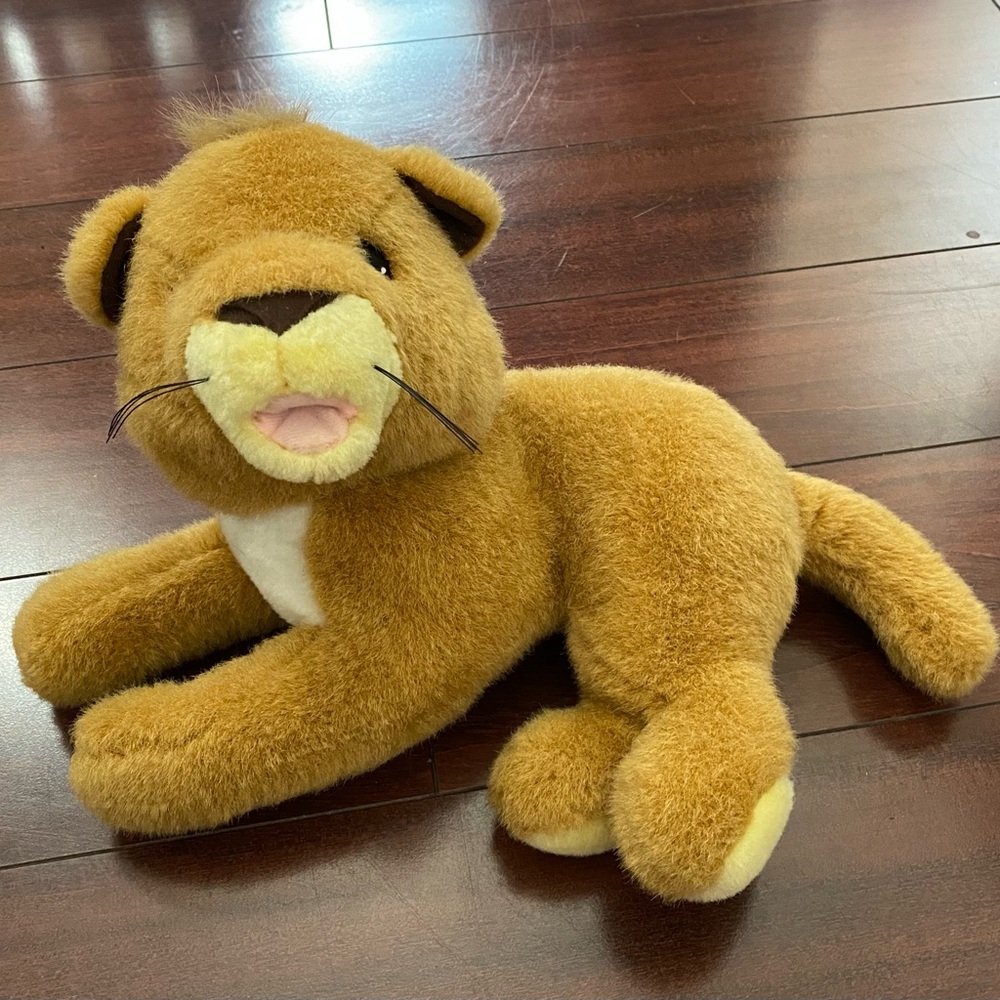 Vintage Kellytoy Cuddle Love Playpet Laydown Lion Cub Stuffed Plush Missing Eye